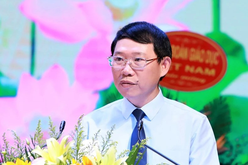 Kỷ luật cảnh cáo Chủ tịch tỉnh Bắc Giang Lê Ánh Dương Kỷ luật cảnh cáo Chủ tịch tỉnh Bắc Giang Lê Ánh Dương