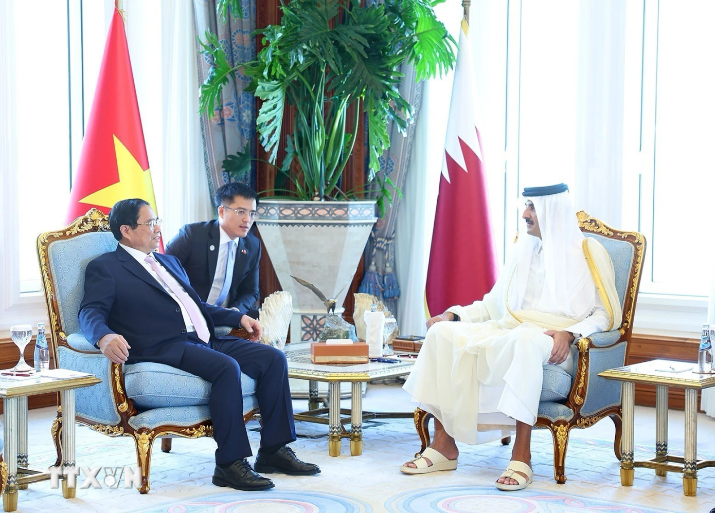 Quốc vương Qatar khẳng định không có giới hạn nào trong quan hệ với Việt Nam. Ảnh: Dương Giang Quốc vương Qatar khẳng định không có giới hạn nào trong quan hệ với Việt Nam. Ảnh: Dương Giang
