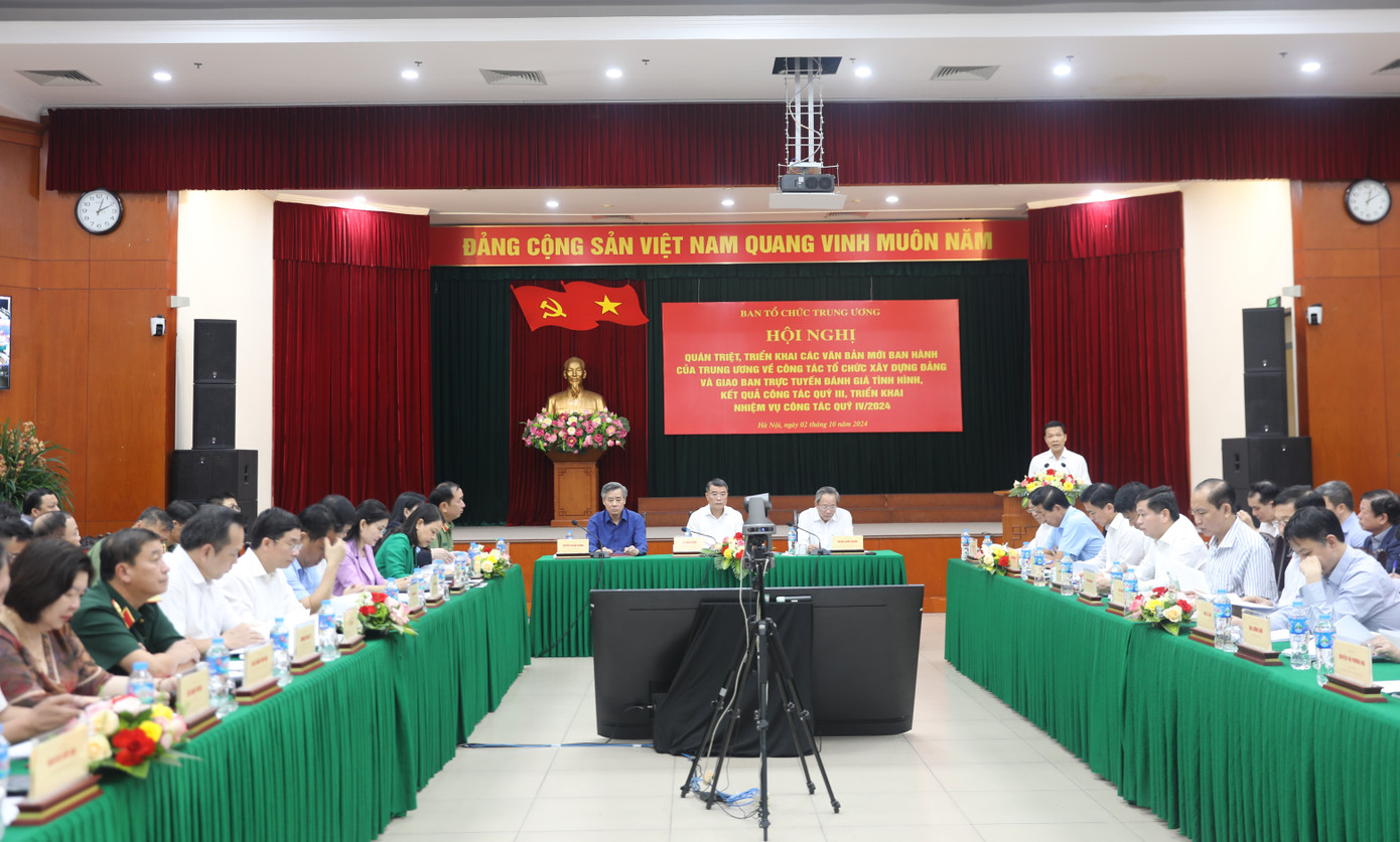 Hội nghị trực tuyến quán triệt triển khai các văn bản mới về công tác tổ chức xây dựng Đảng và giao ban công tác quý III. Ảnh: xaydungdang. Hội nghị trực tuyến quán triệt triển khai các văn bản mới về công tác tổ chức xây dựng Đảng và giao ban công tác quý III. Ảnh: xaydungdang.