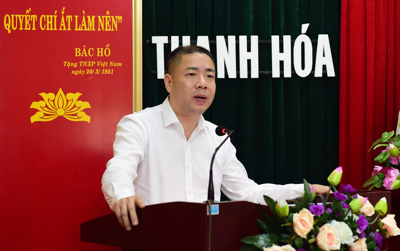 Ông Lại Quang Minh phát biểu ý kiến tại chương trình thăm, tặng quà cựu TNXP có hoàn cảnh khó khăn. Ảnh: Xuân Tùng Ông Lại Quang Minh phát biểu ý kiến tại chương trình thăm, tặng quà cựu TNXP có hoàn cảnh khó khăn. Ảnh: Xuân Tùng