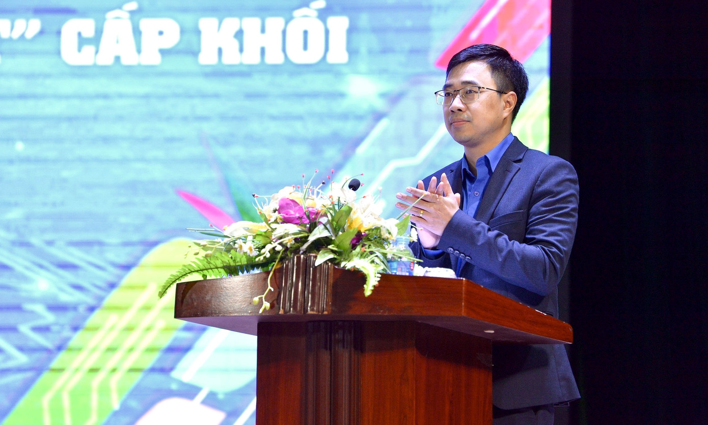 Anh Bùi Hoàng Tùng phát biểu tại chương trình. Anh Bùi Hoàng Tùng phát biểu tại chương trình.