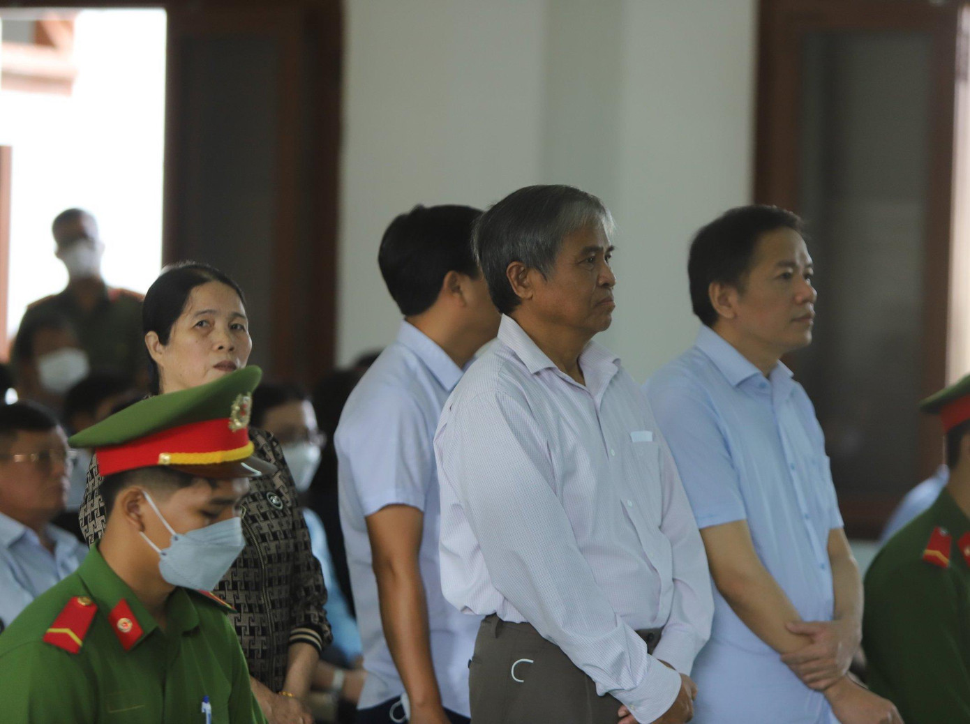 Các bị cáo tại phiên xét hỏi. Ảnh L.H Các bị cáo tại phiên xét hỏi. Ảnh L.H