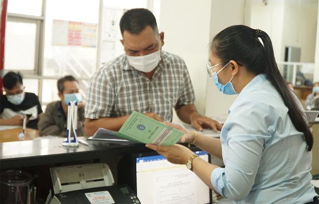 Bộ Lao động và Xã hội vừa ban hành Thông tư số 01 quy định mức điều chỉnh tiền lương và thu nhập tháng đã đóng BHXH.