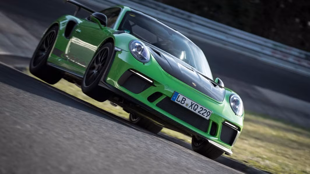 'Đống sắt vụn' mác Porsche có giá hơn 82.000 USD ảnh 7