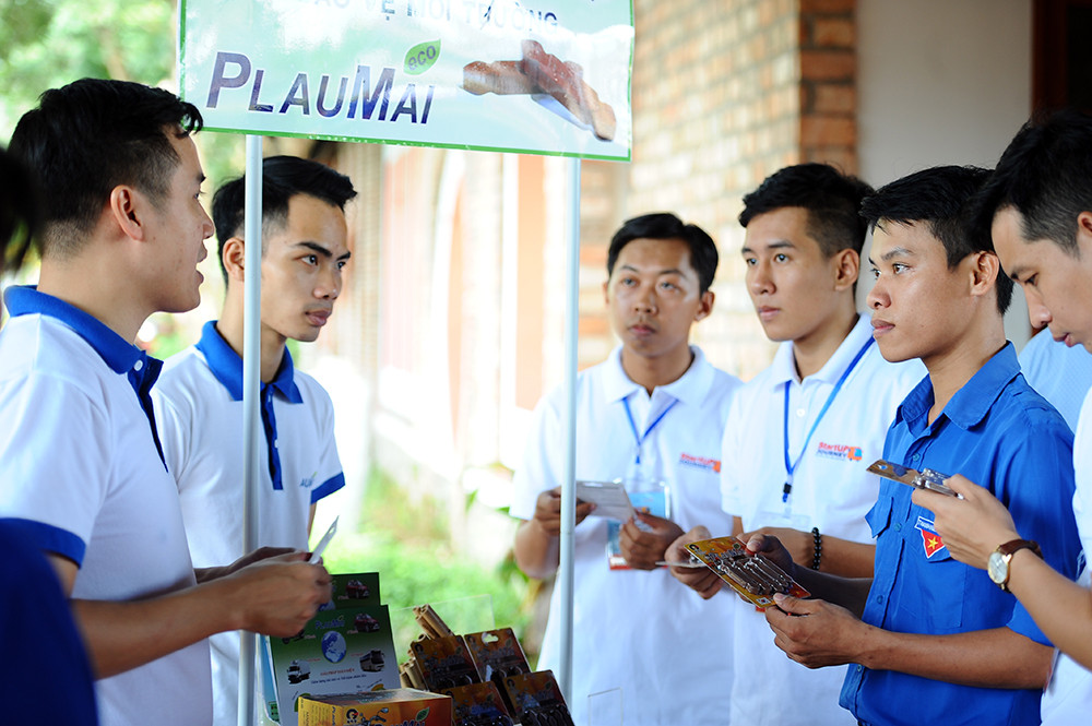 Hơn 100 bạn trẻ bắt đầu hành trình khởi nghiệp qua 9 tỉnh, thành ảnh 2