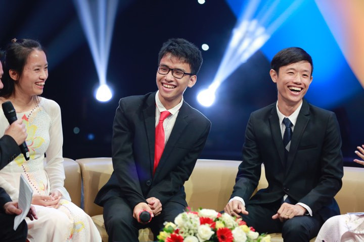 Thủ tướng trao giải thưởng Gương mặt trẻ Việt Nam tiêu biểu năm 2017 ảnh 19