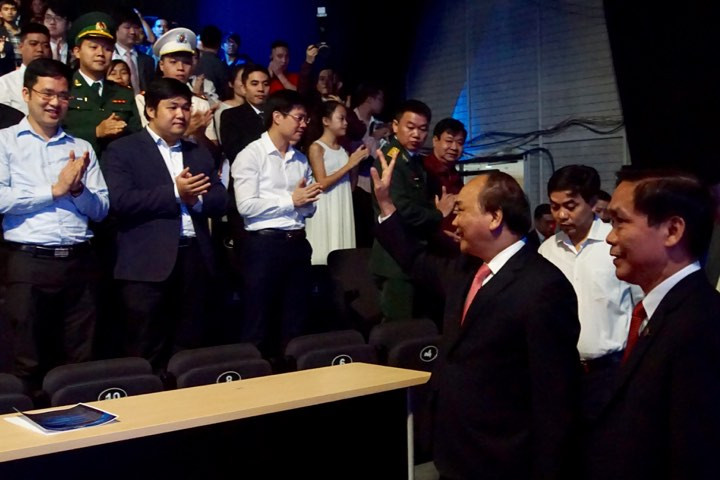 Thủ tướng trao giải thưởng Gương mặt trẻ Việt Nam tiêu biểu năm 2017 ảnh 35