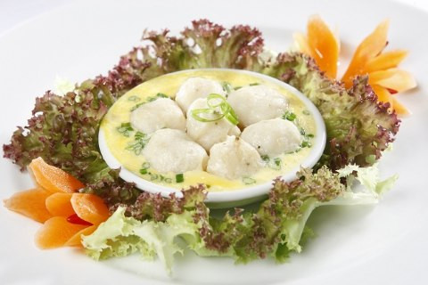 Cá thu hấp trứng