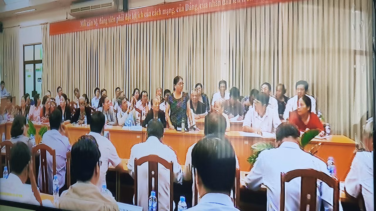 Chủ tịch TPHCM lần thứ ba gặp người dân Thủ Thiêm ảnh 17