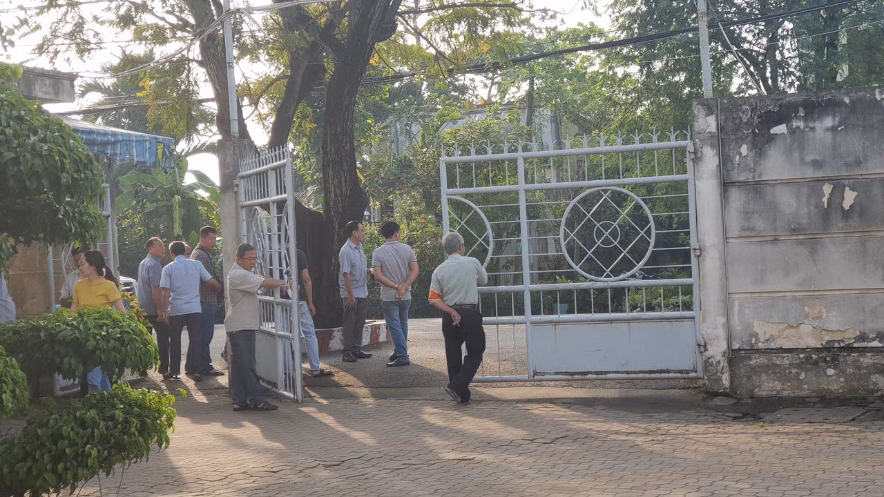 Chủ tịch TPHCM lần thứ ba gặp người dân Thủ Thiêm ảnh 3