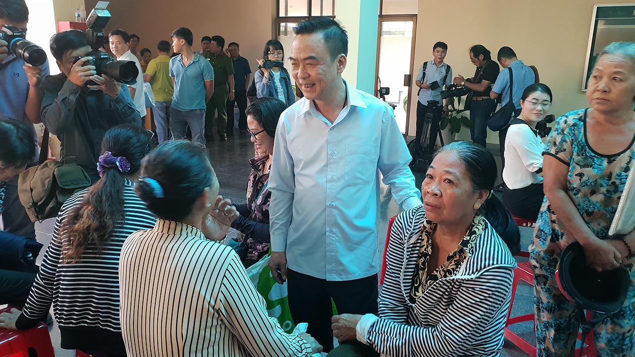 Lần thứ 3 gặp người dân Thủ Thiêm, Chủ tịch TPHCM nói gì? ảnh 4 Lần thứ 3 gặp người dân Thủ Thiêm, Chủ tịch TPHCM nói gì? ảnh 4