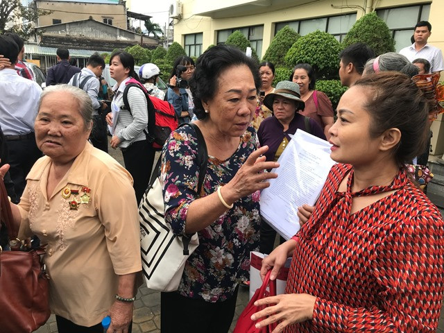 Chủ tịch TPHCM lần thứ ba gặp người dân Thủ Thiêm ảnh 1