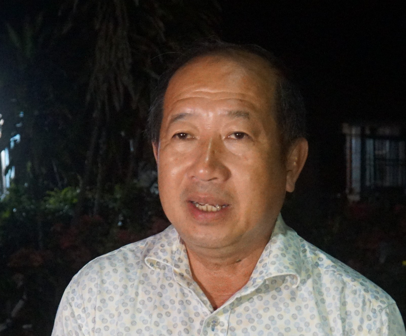 Ông Đoàn Tấn Bửu - Phó Chủ tịch UBND tỉnh Đồng Tháp trao đổi phóng viên lúc 20h ngày 18/1. Ảnh: Hòa Hội Ông Đoàn Tấn Bửu - Phó Chủ tịch UBND tỉnh Đồng Tháp trao đổi phóng viên lúc 20h ngày 18/1. Ảnh: Hòa Hội