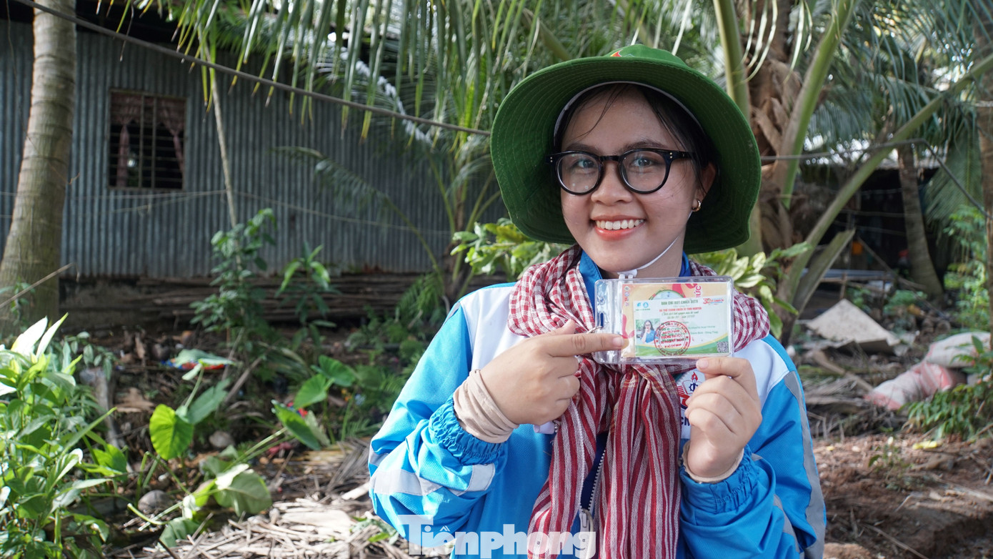 Chỉ huy trưởng Lê Kim Ngân. Ảnh: Hòa Hội