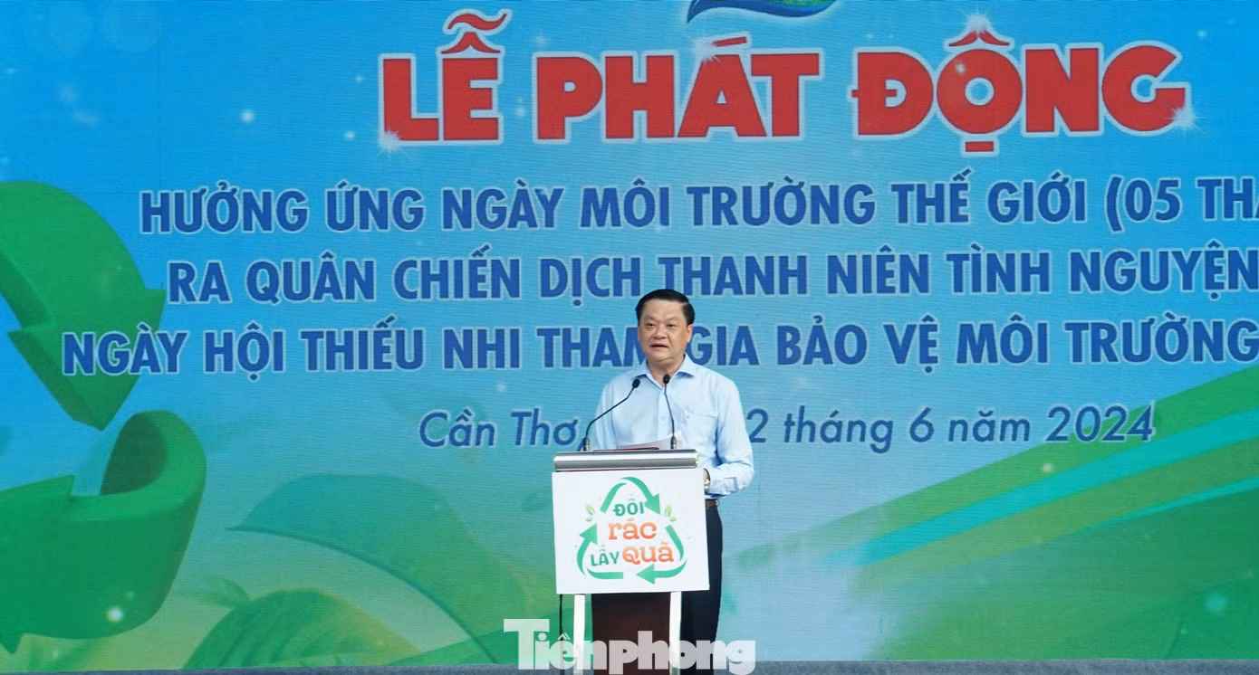 Ông Dương Tấn Hiển - Phó Chủ tịch UBND TP. Cần Thơ phát biểu tại buổi lễ. Ảnh: Hòa Hội