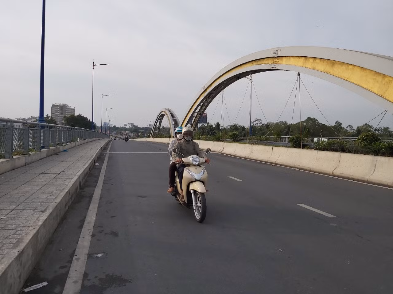Ghi nhận của phóng viên Tiền Phong, vào sáng sớm mùng Một Tết, thời tiết ở Cần Thơ mát mẻ. Ảnh: Hòa Bình