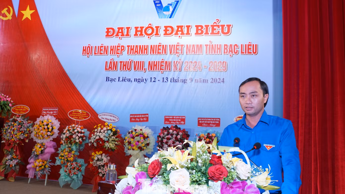 Anh Phạm Tuấn Tài- Bí thư Tỉnh Đoàn, Chủ tịch Hội LHTN Việt Nam tỉnh Bạc Liêu phát biểu. Ảnh: Hòa Hội