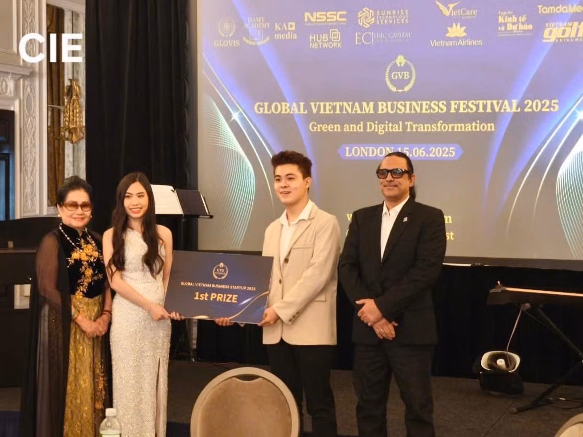 Sinh viên Trường Đại học Trà Vinh đoạt quán quân cuộc thi khởi nghiệp tại Anh.
