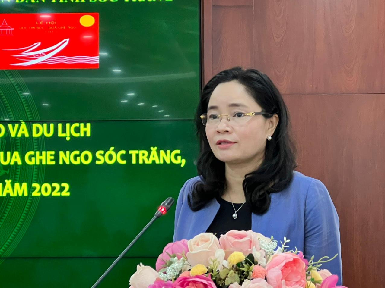 Bà Trịnh Thị Thủy, Thứ trưởng Bộ VH-TT và DL phát biểu