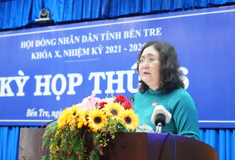 Quyền Bí thu Tỉnh ủy - Chủ tịch HĐND tỉnh Bến Tre Hồ Thị Hoàng Yến phát biểu (Ảnh: Huyền Trang)