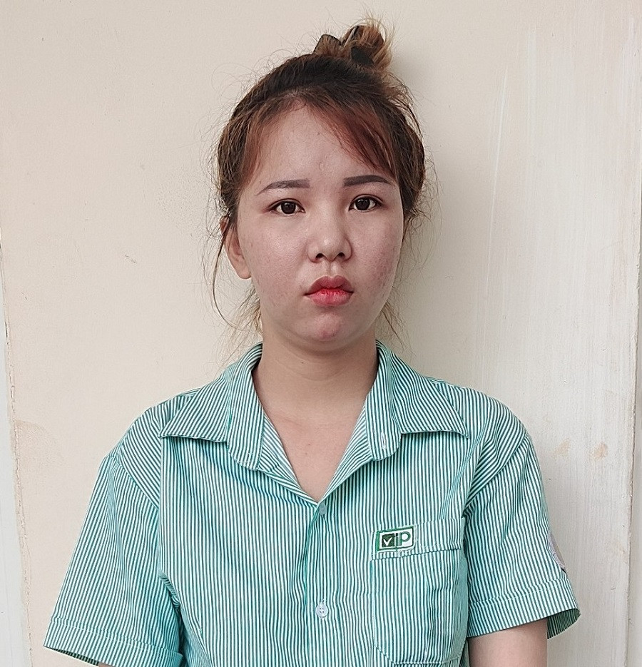 Huỳnh Phương Thủy tại cơ quan Công an. Huỳnh Phương Thủy tại cơ quan Công an.