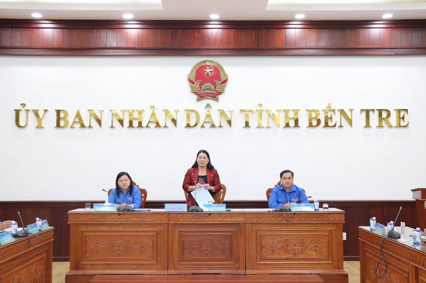 Bà Nguyễn Thị Bé Mười - Phó Chủ tịch UBND tỉnh Bến Tre phát biểu. Bà Nguyễn Thị Bé Mười - Phó Chủ tịch UBND tỉnh Bến Tre phát biểu.