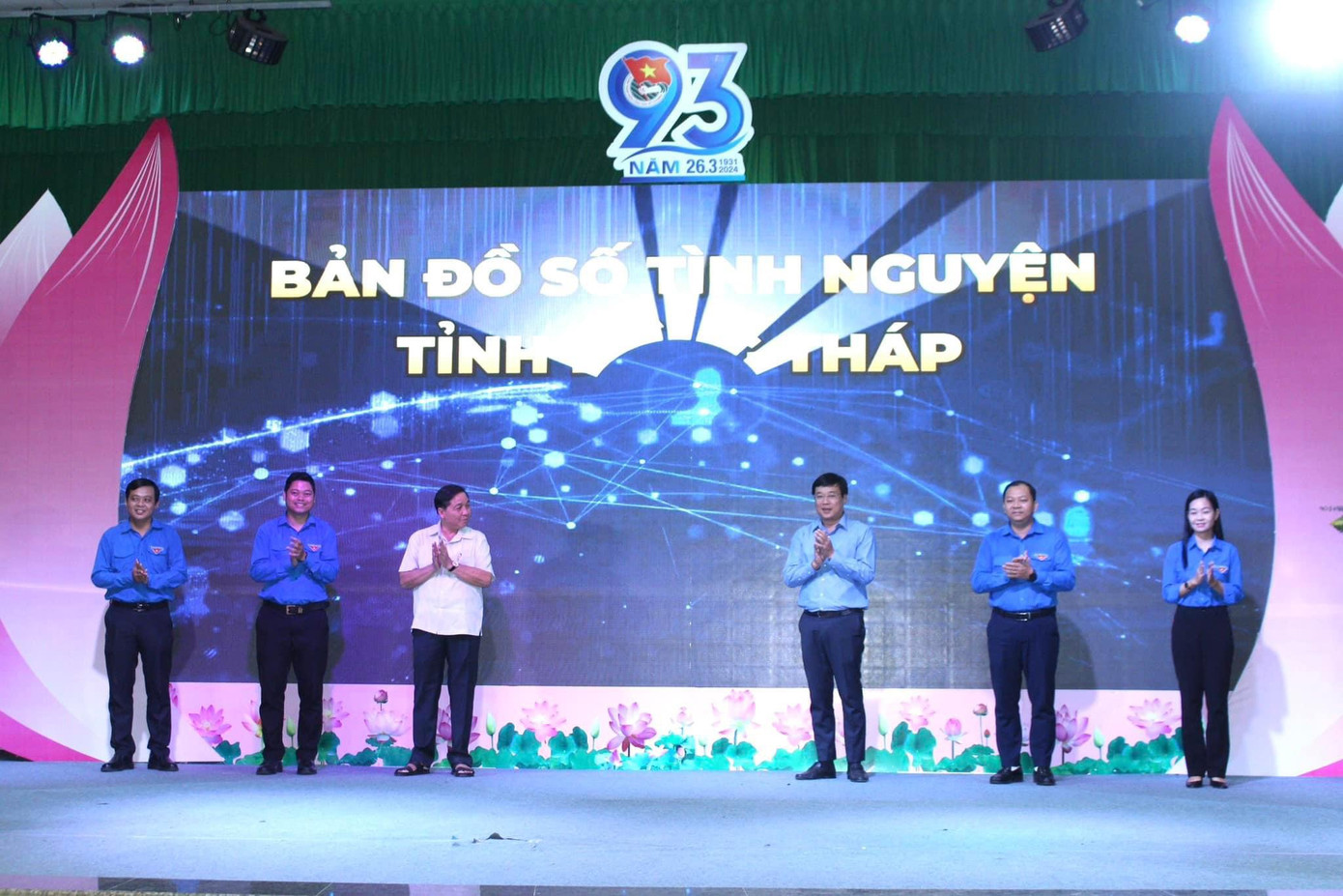 Nổi bật, Tỉnh Đoàn Đồng Tháp đã xây dựng thành công và tổ chức Lễ ra mắt Bản đồ số tình nguyện, với sự tham gia của Ban Thường vụ Tỉnh uỷ, được công khai tại trang web bandosotinhnguyen.dongthap.gov.vn. Bản đồ thiết lập thông tin gồm 98 điểm tiếp nhận kết nối tình nguyện, 60 điểm hỗ trợ mô hình “Người em của Đoàn”, 86 điểm hỗ trợ chăm lo cho các cụ già neo đơn. Bên cạnh đó, Bản đồ số tình nguyện còn cung cấp các thông tin người quản lý điều phối vận hành các mô hình cấp tỉnh, thông tin tổng thể về các kết quả đã triển khai các mô hình.