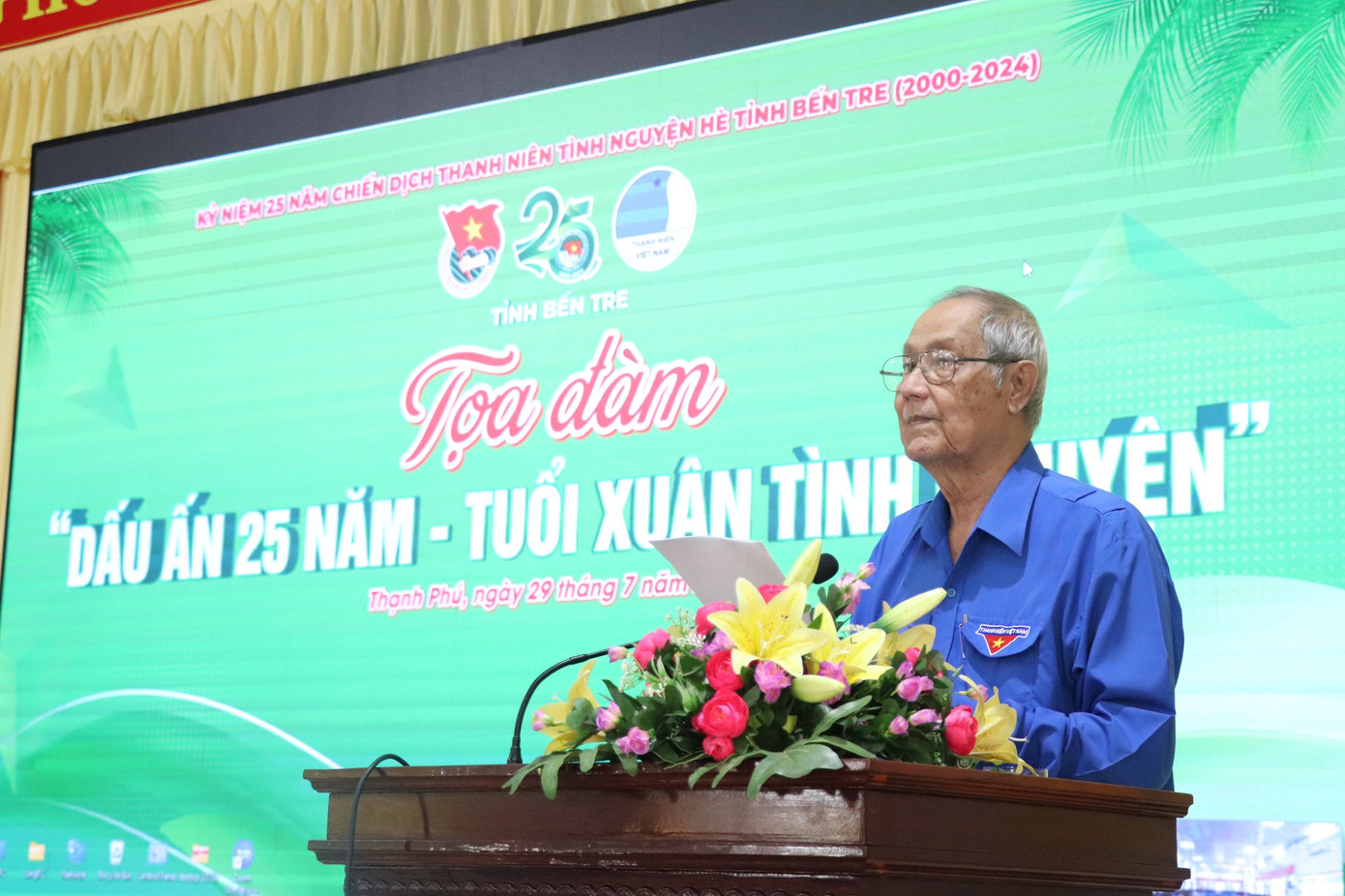 Đại biểu phát biểu tại tọa đàm. Đại biểu phát biểu tại tọa đàm.