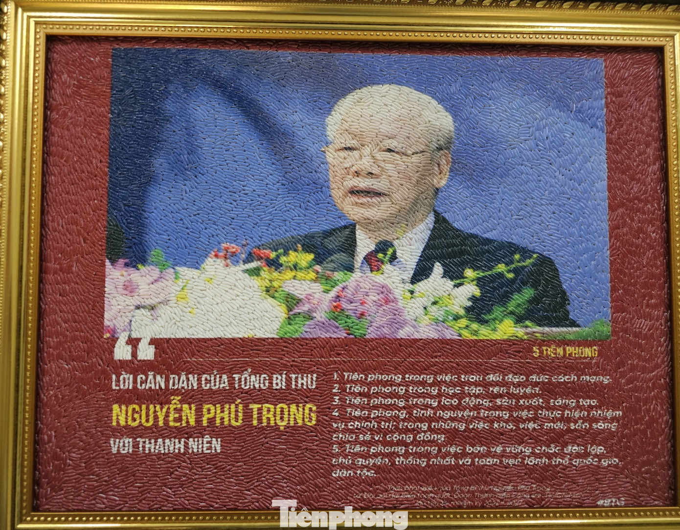 Bức tranh gạo về Tổng Bí thư Nguyễn Phú Trọng đã hoàn thành. Ảnh: Hòa Hội