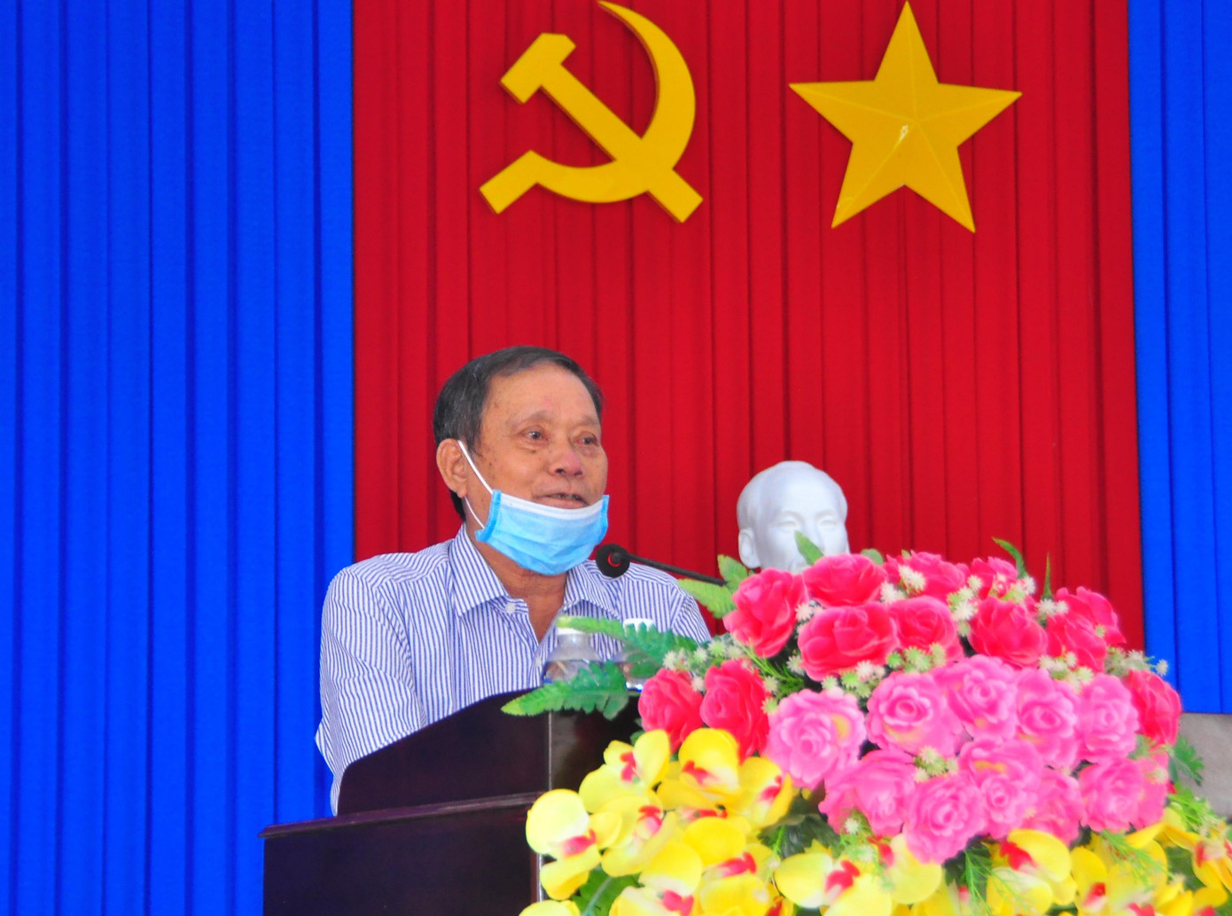 Cử tri Phan Hữu Phước phát biểu