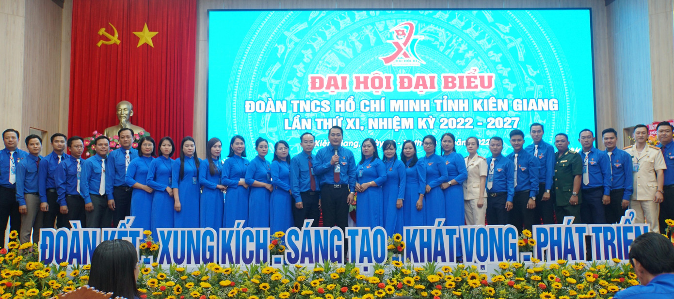Ban chấp hành Tỉnh Đoàn nhiệm kỳ mới ra mắt đại hội