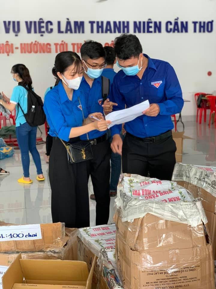 Ban điều phối phân bổ số lượng về các điểm thi Ban điều phối phân bổ số lượng về các điểm thi