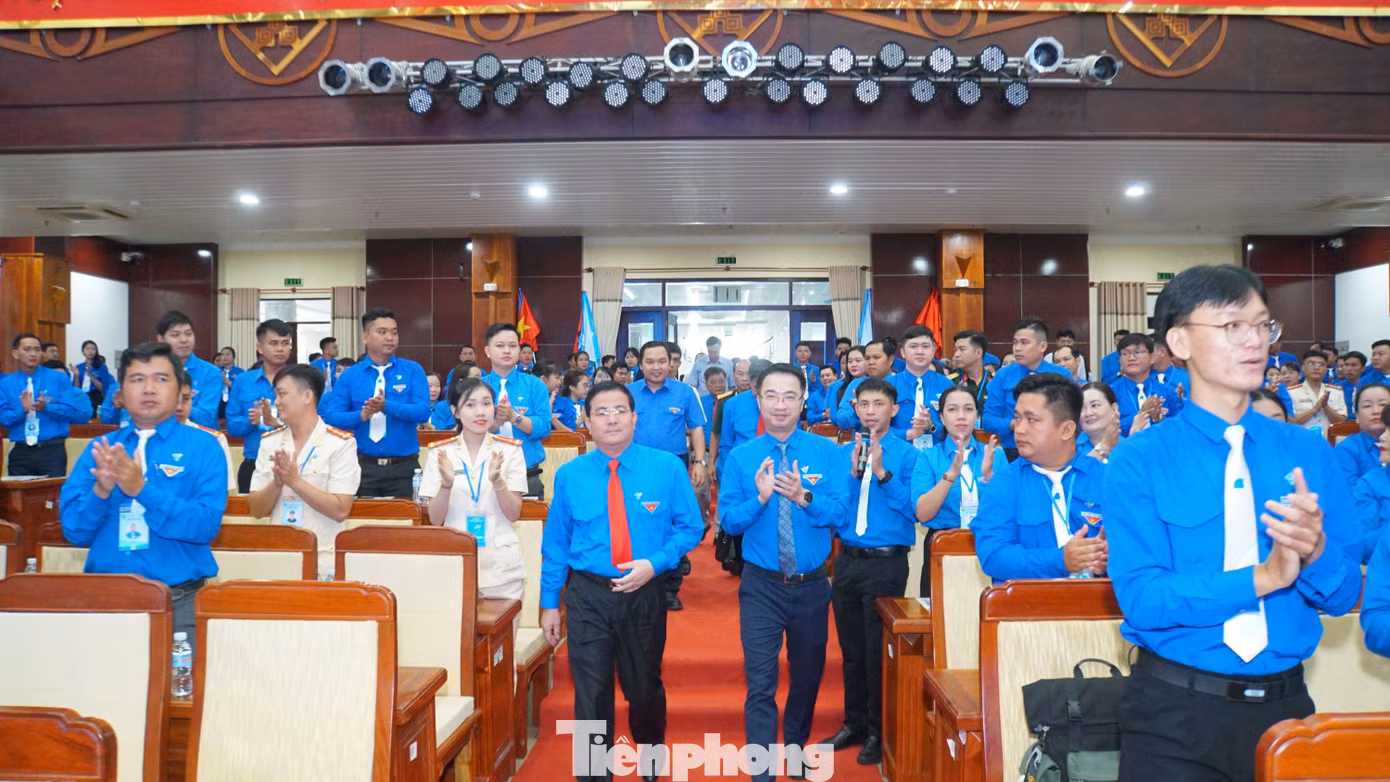 Lãnh đạo Trung ương Đoàn, tỉnh Hậu Giang tham dự đại hội. Ảnh: Hòa Hội