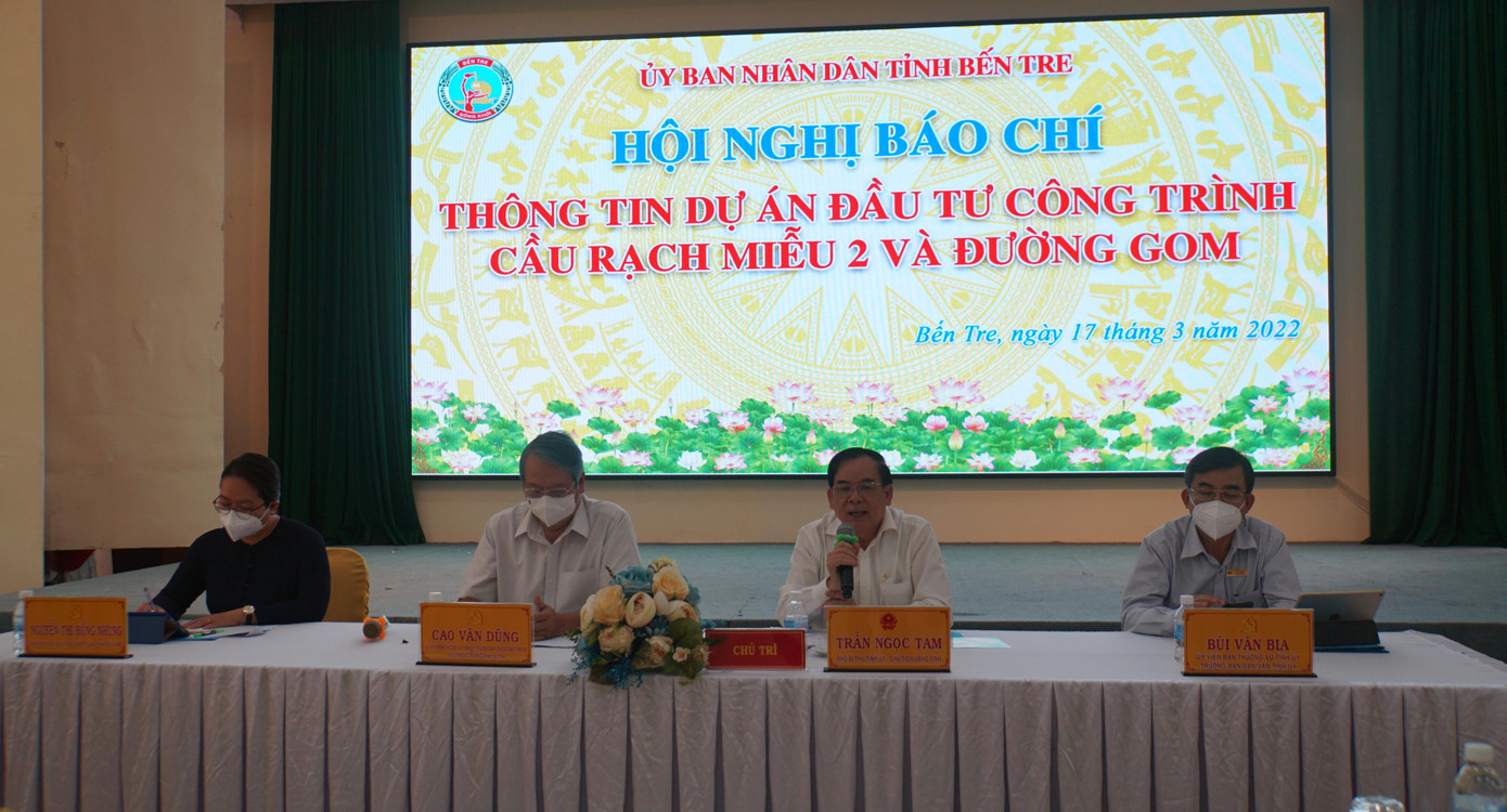 Ông Trần Ngọc Tam, Chủ tịch UBND tỉnh Bến Tre phát biểu