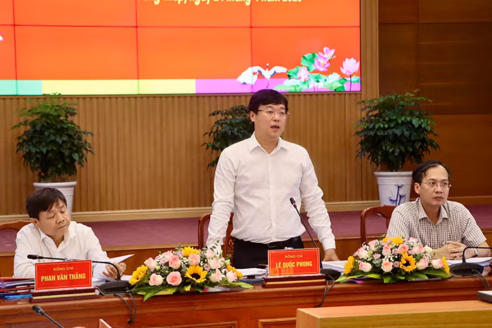 Bí thư Tỉnh ủy Đồng Tháp Lê Quốc Phong phát biểu tại hội nghị. Ảnh: V. Tiến