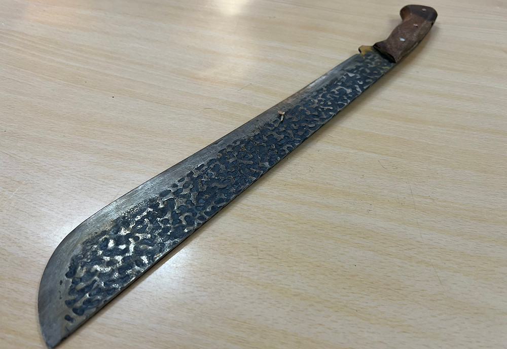 Hung khí gây án Hung khí gây án