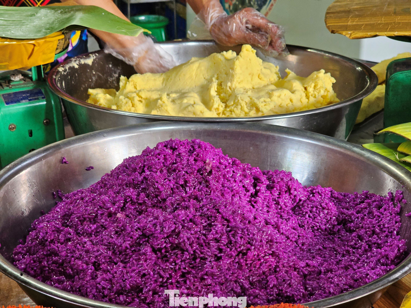 Đến thời của mẹ bà Xinh là cụ Huỳnh Thị Trọng (Sáu Trọng) thì tài nghệ đó đã được nâng tầm và mang một đẳng cấp khác. Ảnh: Hòa Hội.