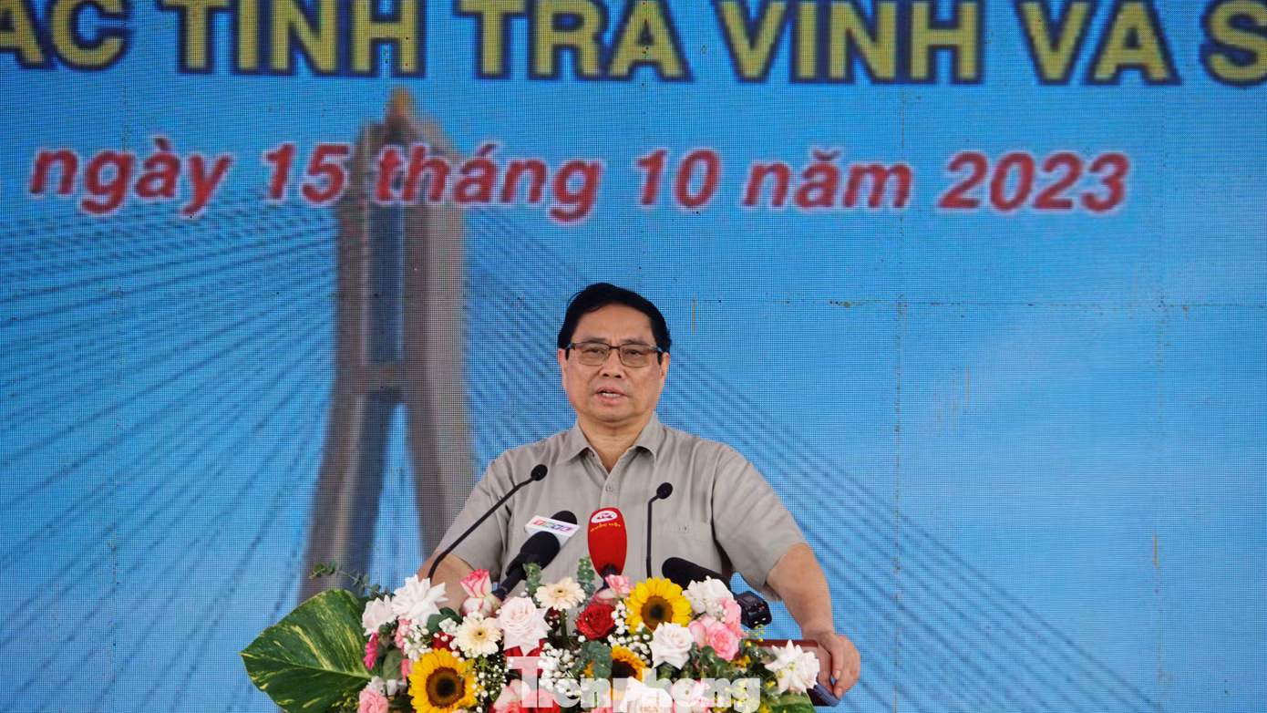 Thủ tướng Chính phủ Phạm Minh Chính phát biểu tại lễ khởi công. Ảnh: Hòa Hội.