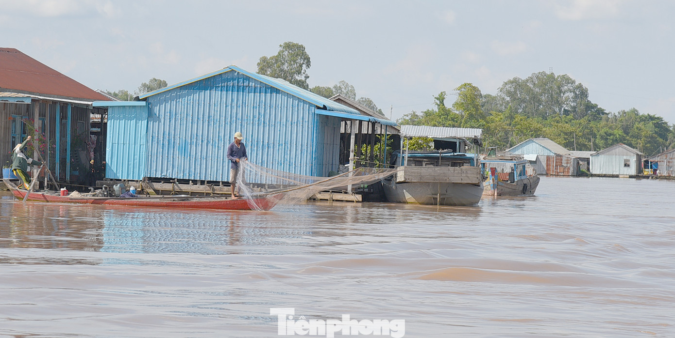 Dự án sau khi hoàn thành sẽ góp phần tạo thêm nét đẹp độc đáo của làng bè và nâng cao giá trị cuộc sống của người dân. Ảnh: Hòa Hội.