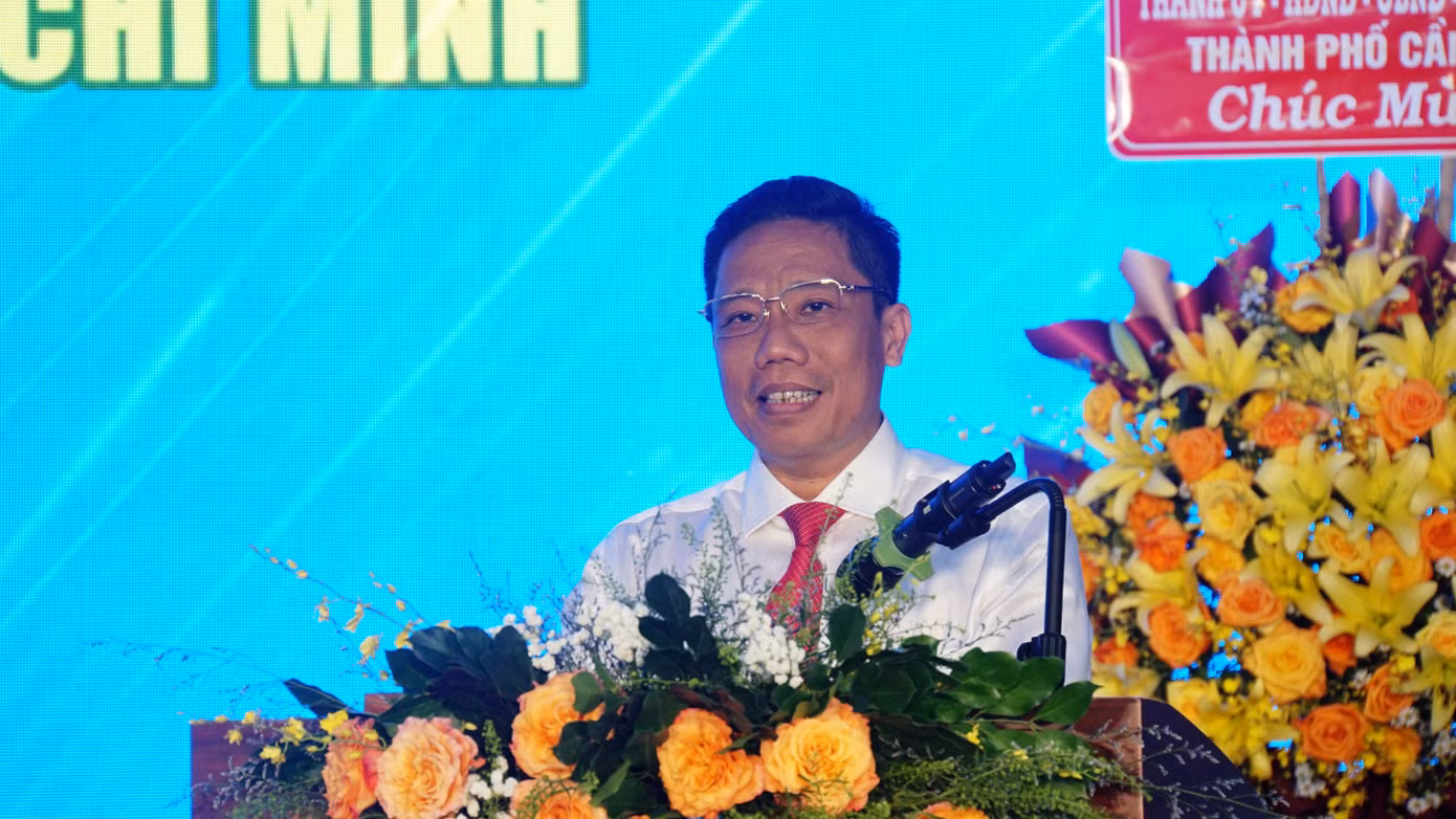 Phó Chủ tịch UBND TP Cần Thơ Nguyễn Thực Hiện phát biểu tại buổi lễ. Ảnh: Hòa Hội