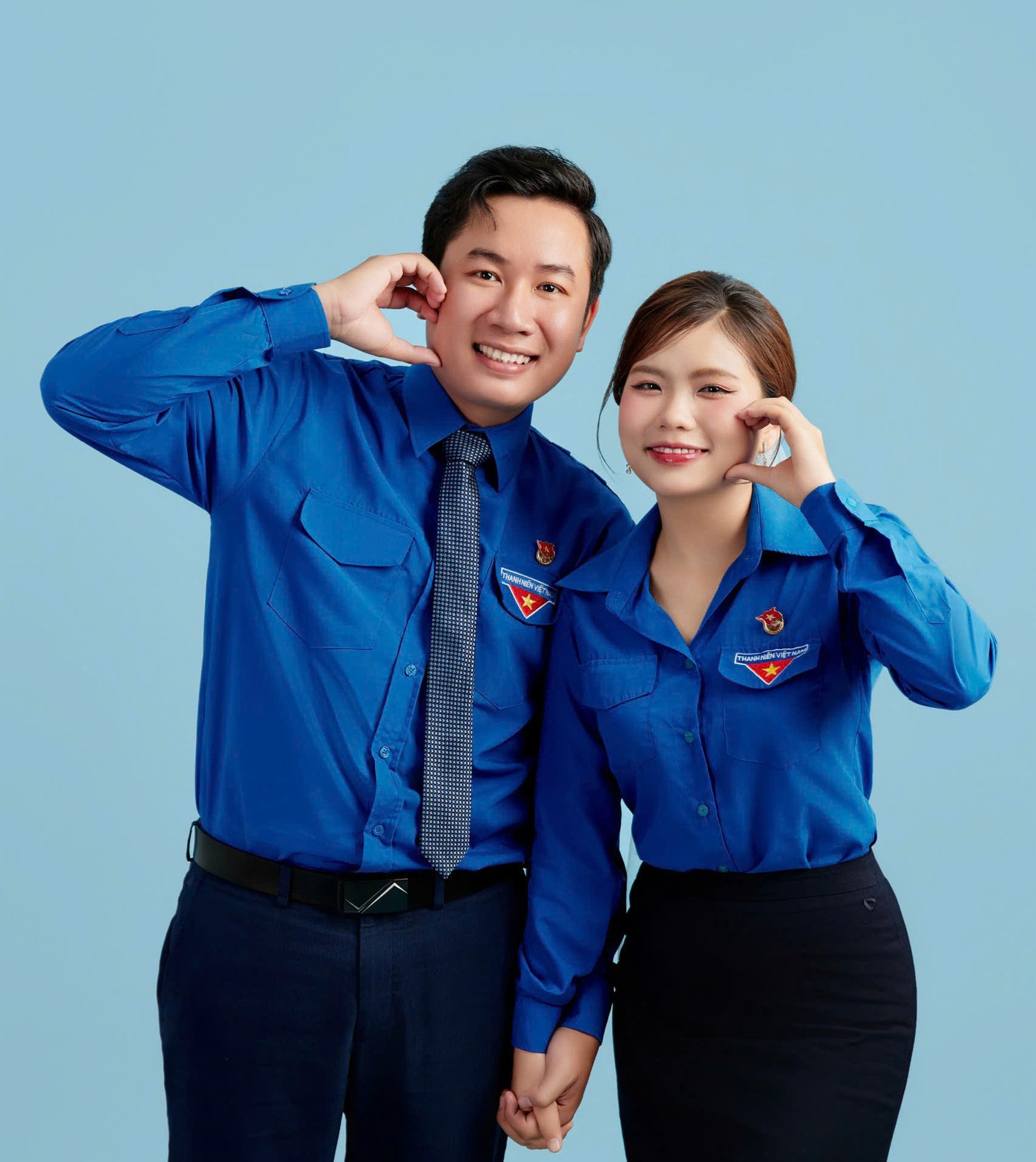 Anh Trần Kim Phẳng và chị Trần Thị Việt nên duyên từ màu áo Đoàn.