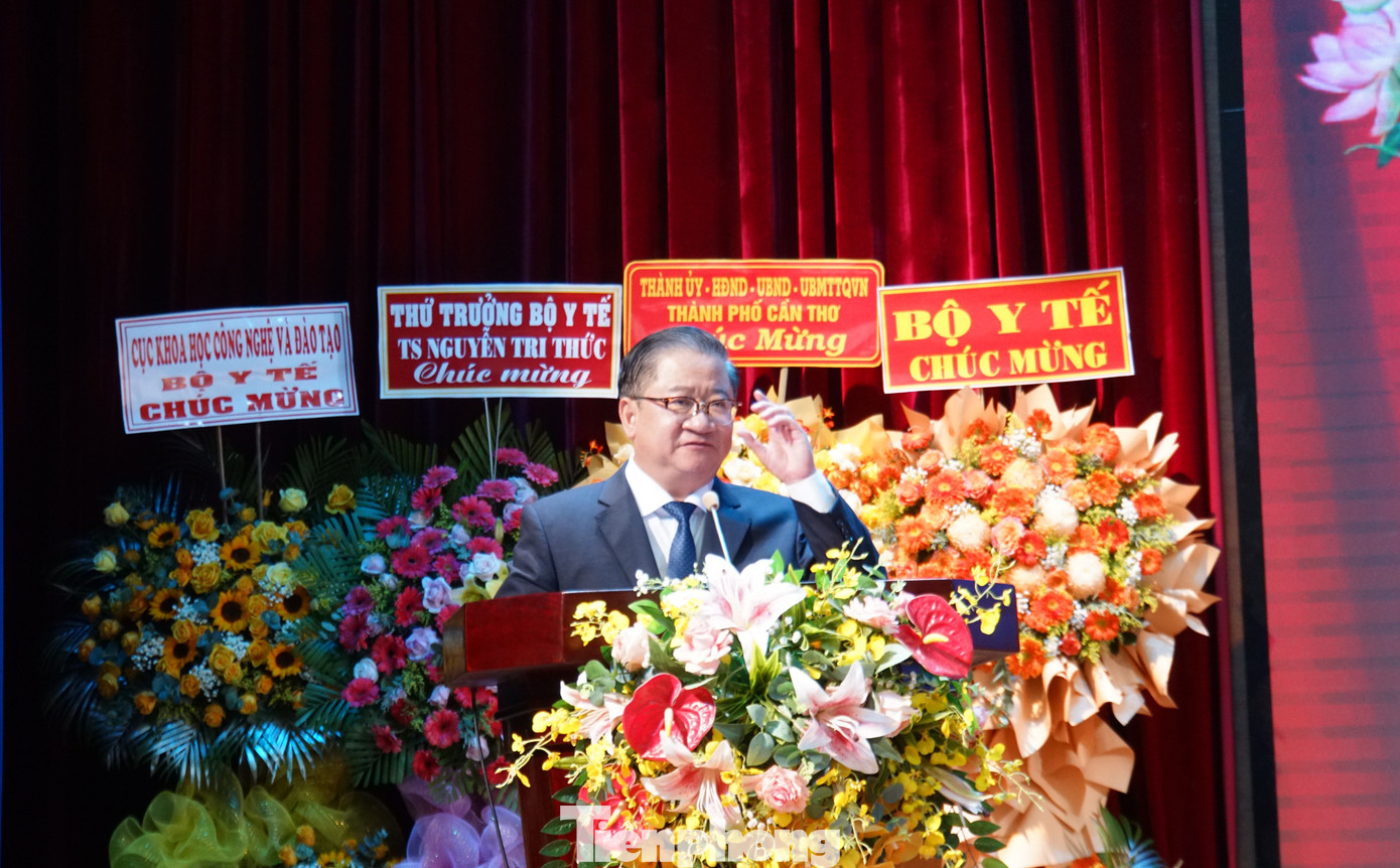 Ông Trần Việt Trường - Chủ tịch UBND TP. Cần Thơ phát biểu. Ảnh: Hòa Hội Ông Trần Việt Trường - Chủ tịch UBND TP. Cần Thơ phát biểu. Ảnh: Hòa Hội