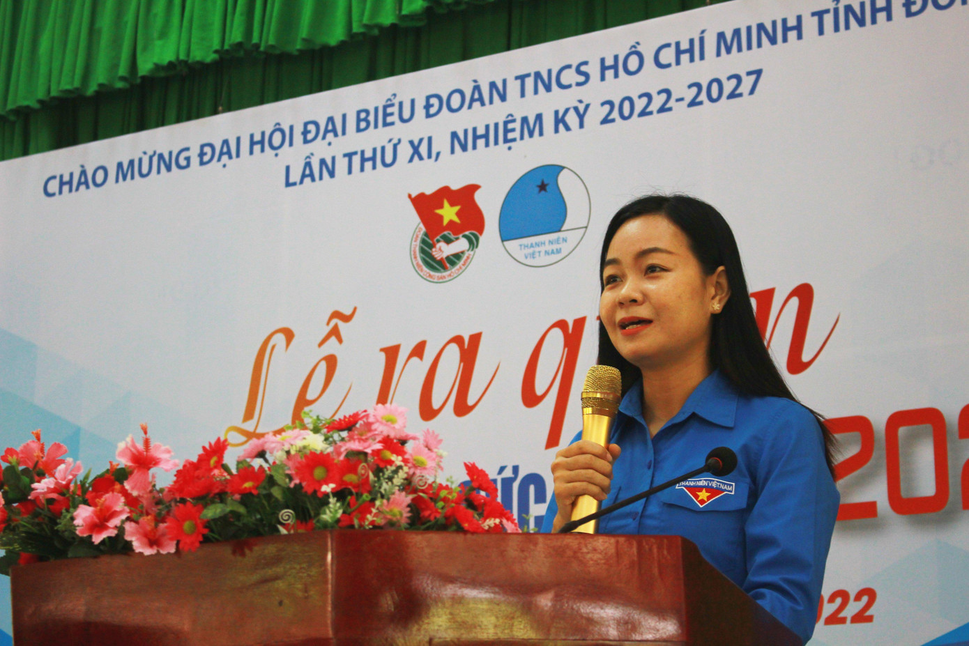 Chị Nguyễn Thị Thuý Lam, Phó Bí thư Tỉnh Đoàn Đồng Tháp phát biểu Chị Nguyễn Thị Thuý Lam, Phó Bí thư Tỉnh Đoàn Đồng Tháp phát biểu