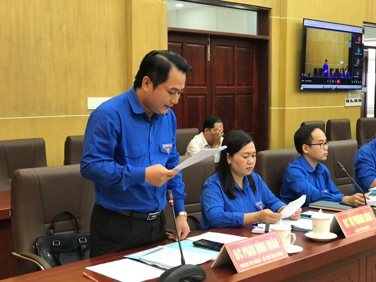 Anh Phan Đình Nhân, Bí thư Tỉnh Đoàn Kiên Giang phát biểu Anh Phan Đình Nhân, Bí thư Tỉnh Đoàn Kiên Giang phát biểu