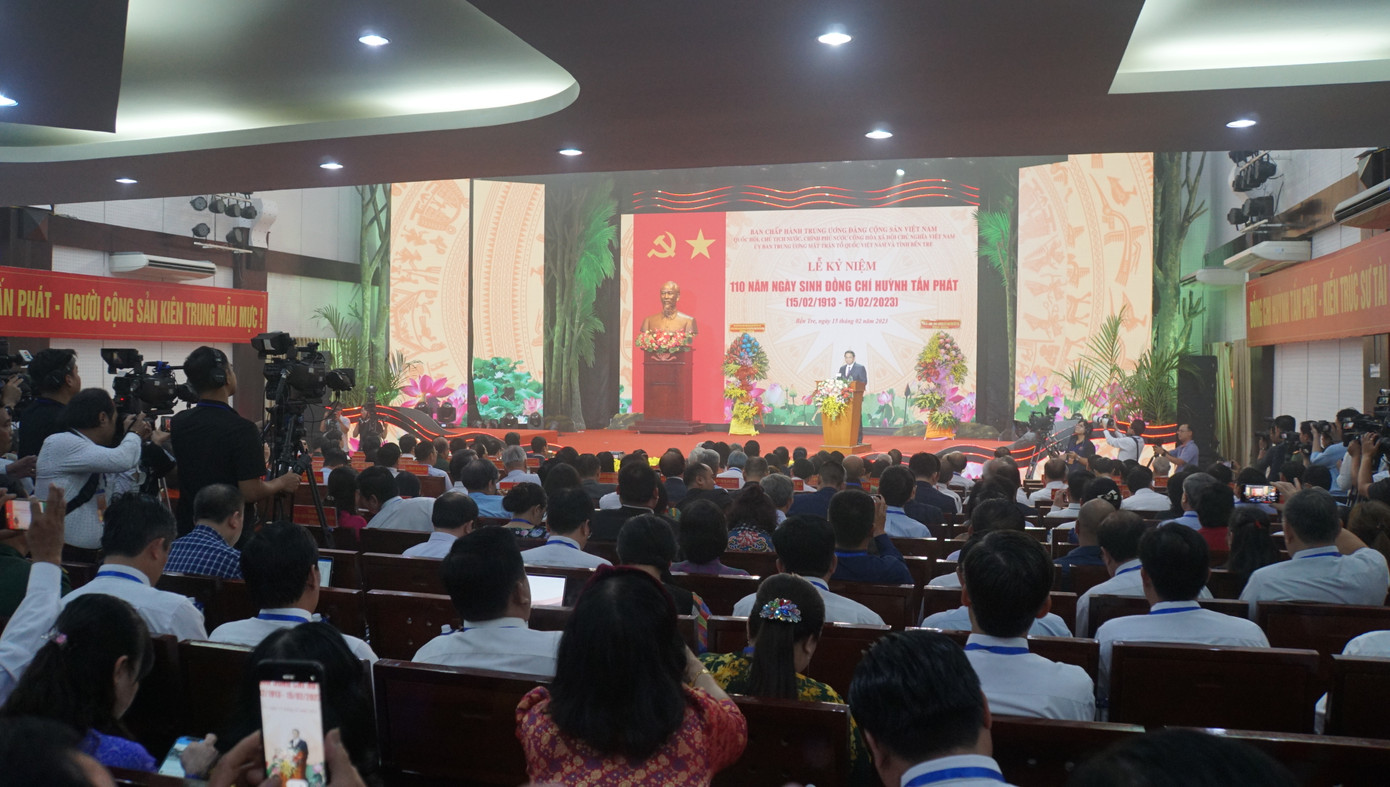 Quang cảnh lễ kỷ niệm. Ảnh: Hòa Bình