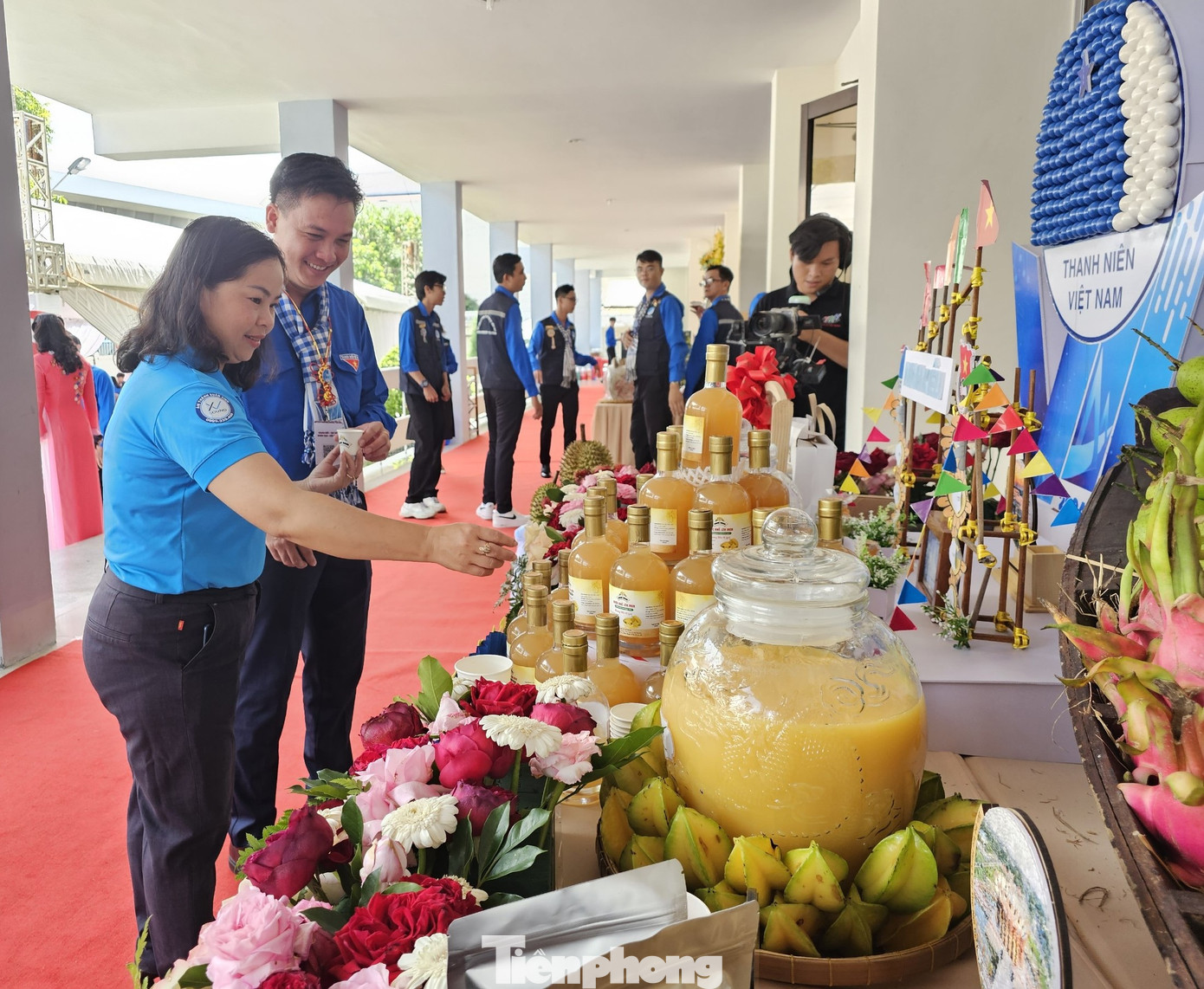 Sản phẩm thanh niên khởi nghiệp TP Cần Thơ trưng bày tại đại hội. Ảnh: Hòa Hội