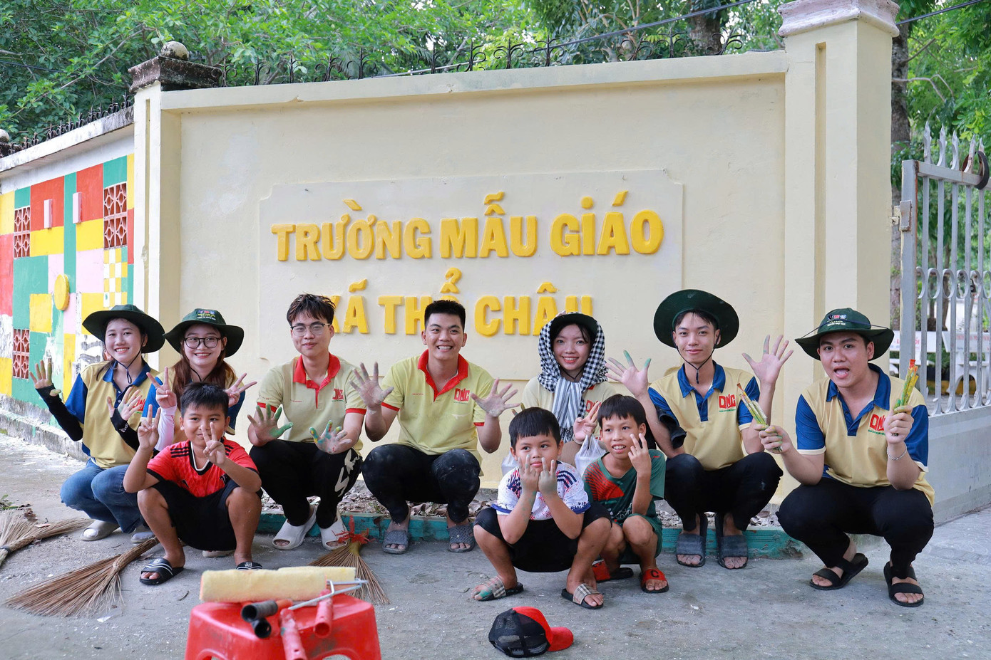 Đặc khu Thổ Châu là 1 trong 3 đặc khu của tỉnh An Giang, cách đặc khu Phú Quốc gần 100km, cách Rạch Giá trên 200km. Đặc khu Thổ Châu là 1 trong 3 đặc khu của tỉnh An Giang, cách đặc khu Phú Quốc gần 100km, cách Rạch Giá trên 200km.