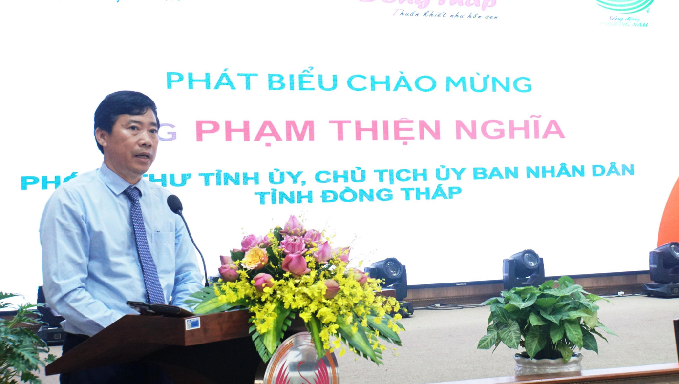 Ông Phạm Thiện Nghĩa, Chủ tịch UBND tỉnh Đồng Tháp phát biểu - Ảnh: Hòa Hội Ông Phạm Thiện Nghĩa, Chủ tịch UBND tỉnh Đồng Tháp phát biểu - Ảnh: Hòa Hội