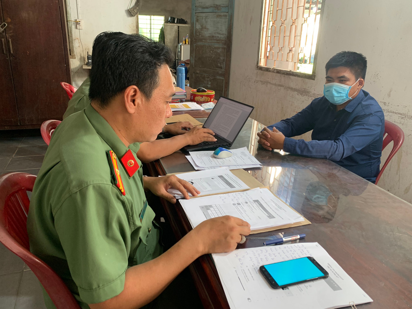 Lương Phát Lợi làm việc tại cơ quan công an.