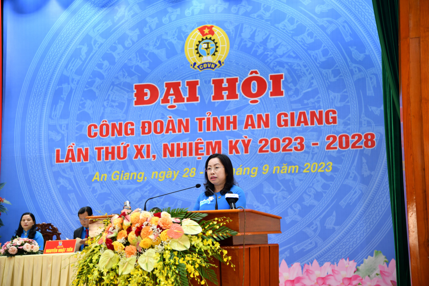 Phó Chủ tịch Tổng Liên đoàn Lao động Việt Nam Thái Thu Xương phát biểu chỉ đạo.